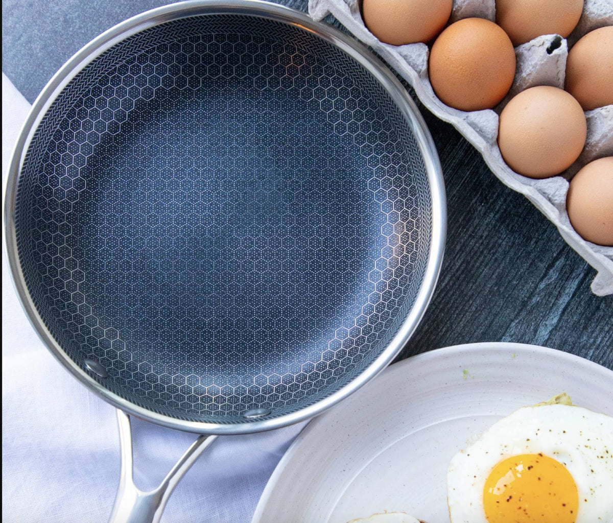 Non-Stick Frying Pan – Honeycomb Pattern Cookware