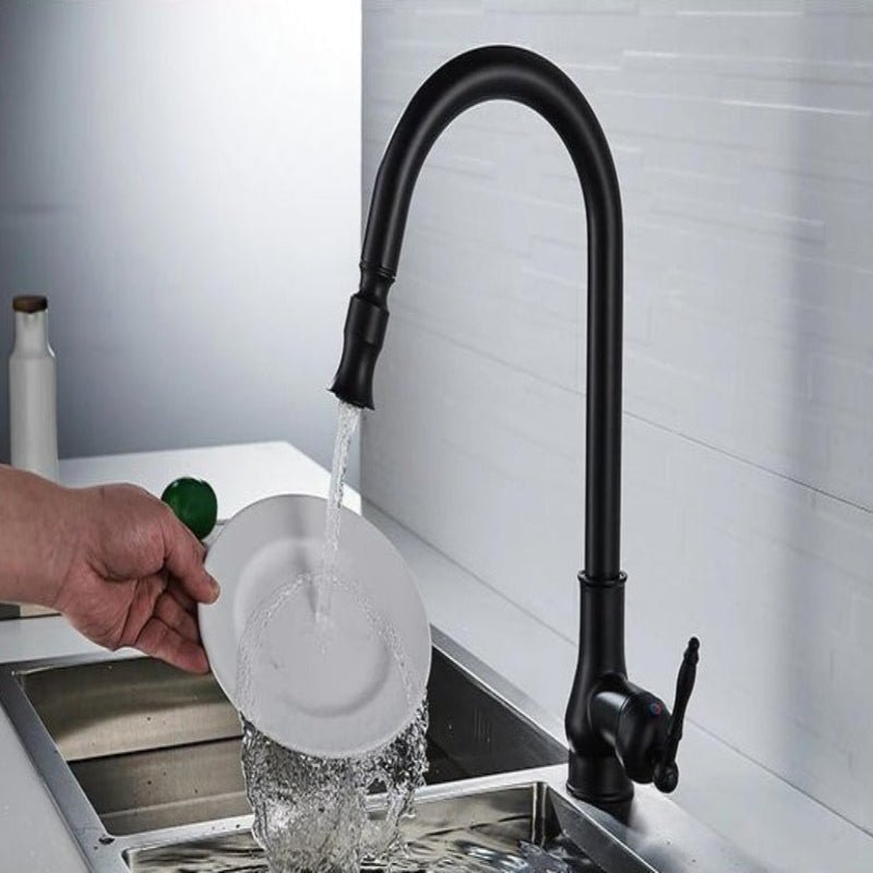 Pull-Out Kitchen Tap – Flexible Spray Head and Solid Brass Faucet